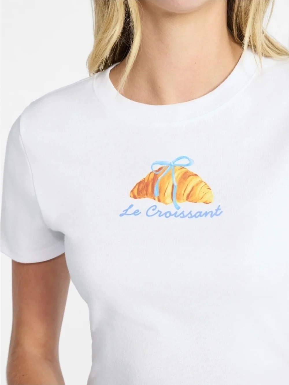 No Boundaries NEW Le Croissant Graphic Crop Crew Tee - Juniors Large 12-14 - Picture 3 of 6